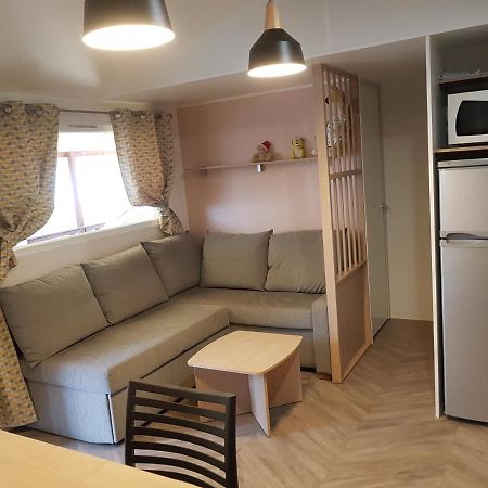 Mobil Home Maxi Confort Sur La Cote D'Azur Фрежус Екстер'єр фото